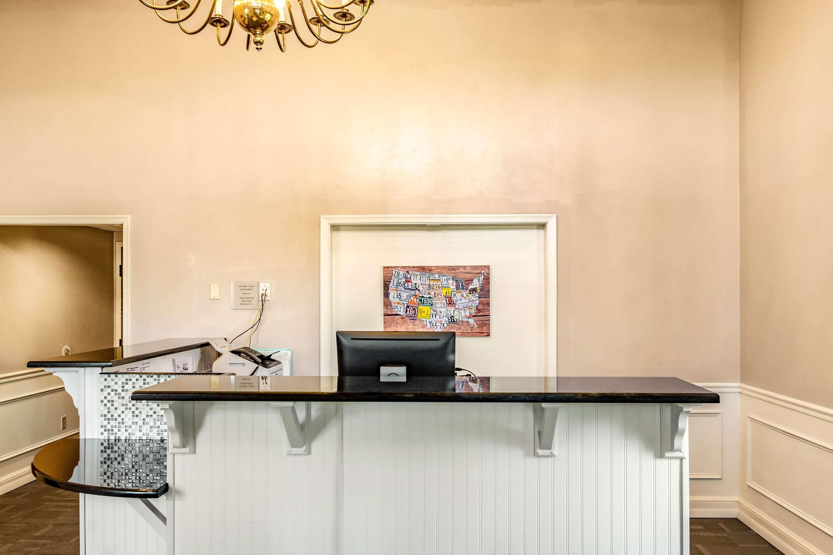 Econo Lodge Inn & Suites Radford-Blacksburg Area المظهر الخارجي الصورة