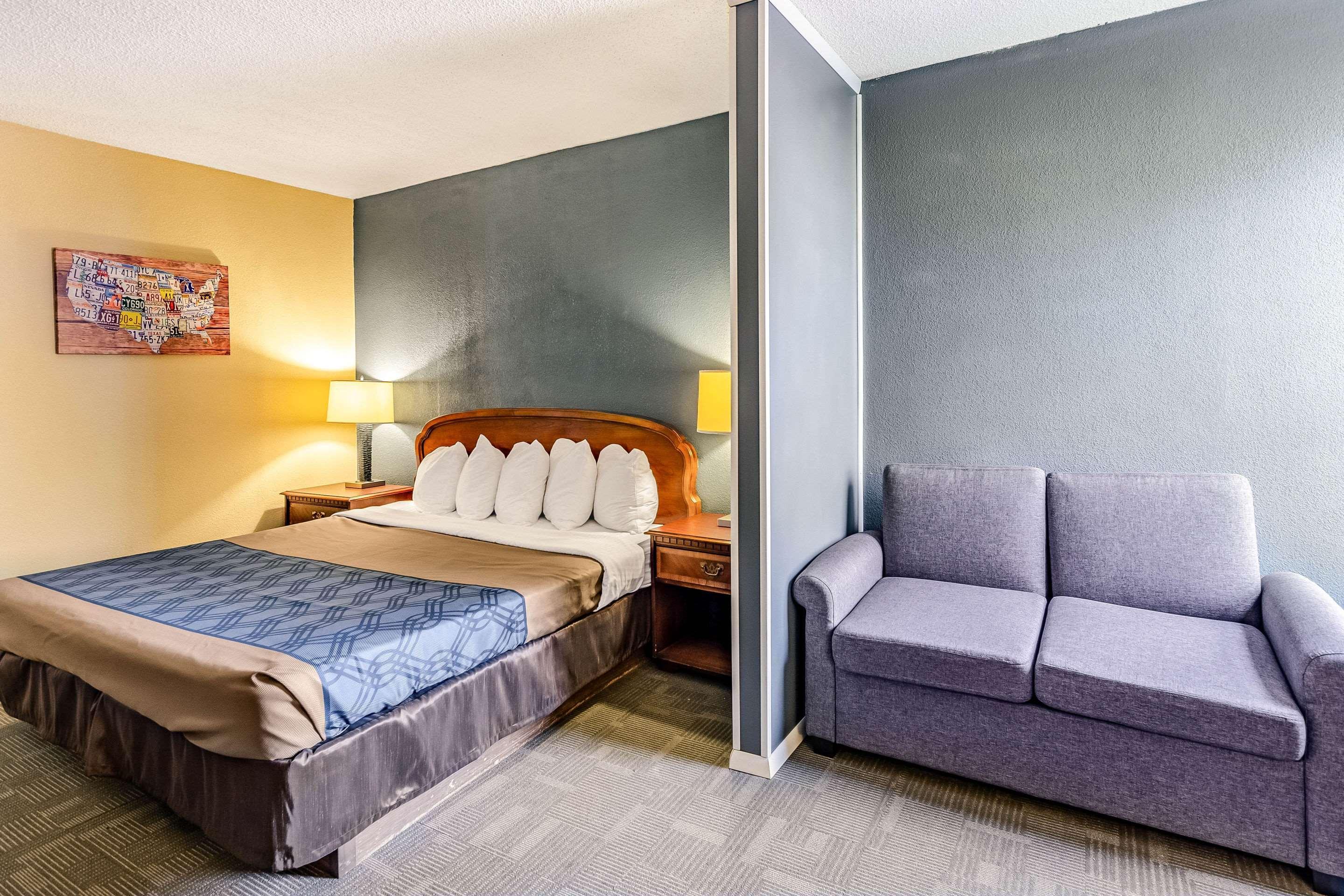 Econo Lodge Inn & Suites Radford-Blacksburg Area المظهر الخارجي الصورة