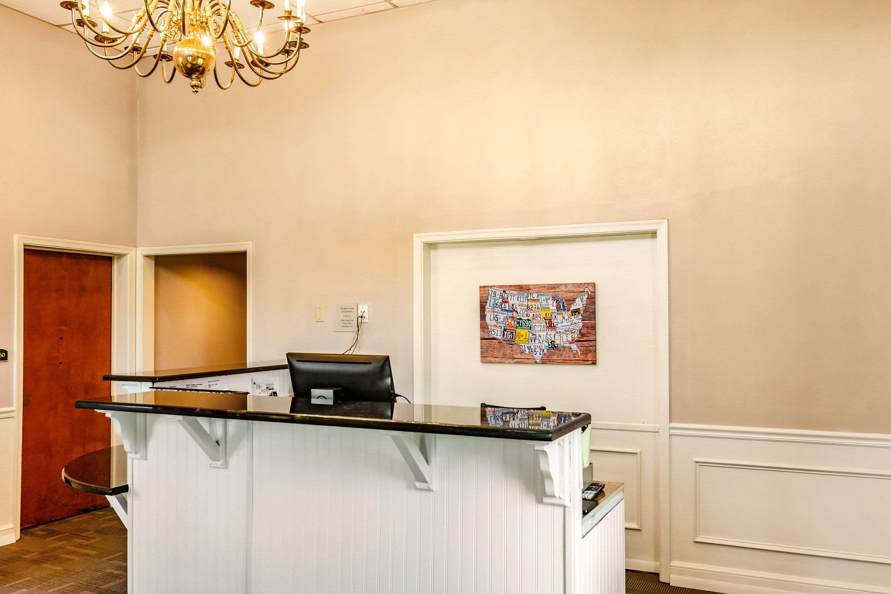 Econo Lodge Inn & Suites Radford-Blacksburg Area المظهر الخارجي الصورة