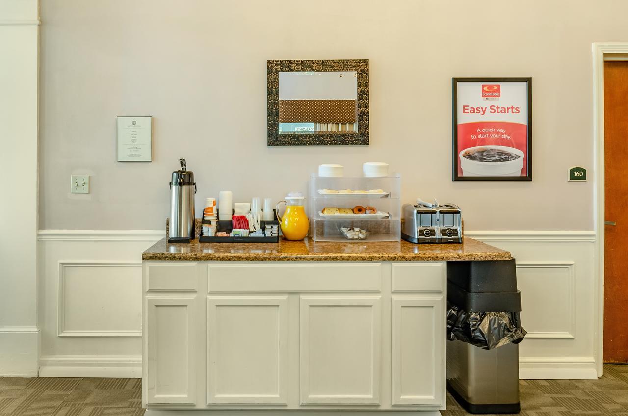 Econo Lodge Inn & Suites Radford-Blacksburg Area المظهر الخارجي الصورة